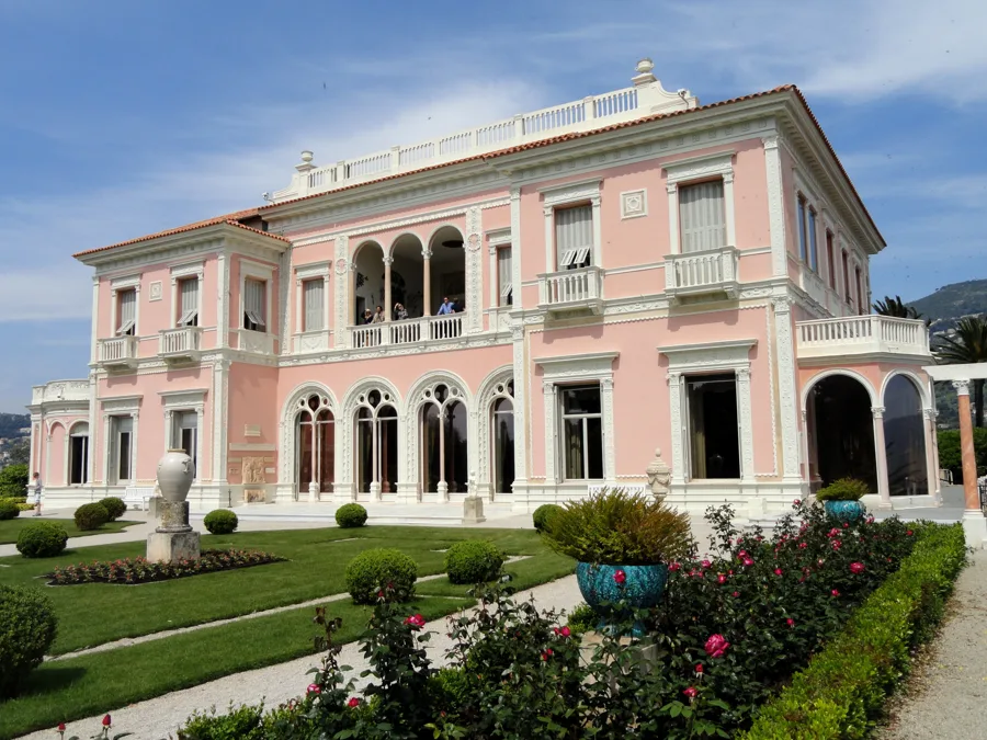 The Villa Ephrussi de Rothschild and its gardens, Saint-Jean-Cap-Ferrat. Architectural reference, not a project of the House.